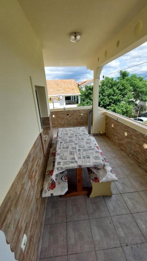 Apartments Luna Stan Trigraci Екстериор снимка